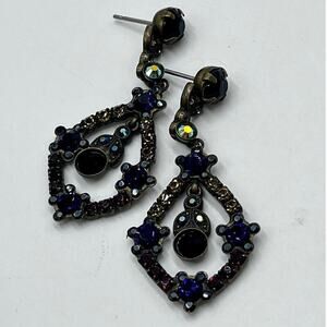 Sorrelli Signed Vintage
Purple Blue Swarovski Crystal AB Chandelier Earrings